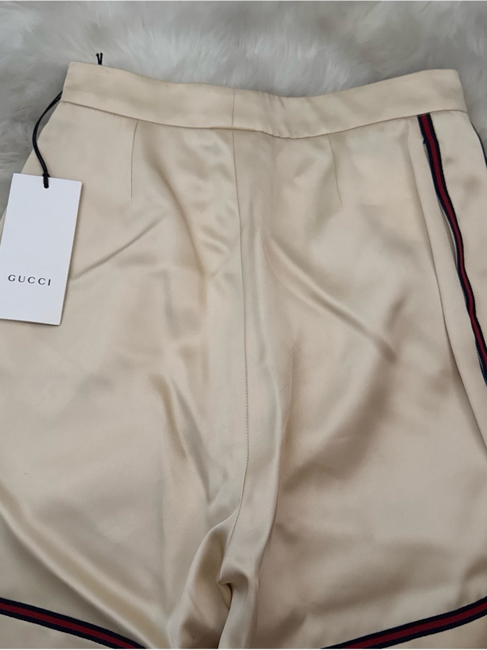 Gucci Cream Women's Shorts with Red & Navy Stripe Trim - Picture 2 of 2